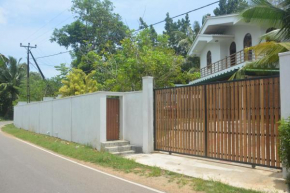Гостиница Villa Green White  Unawatuna